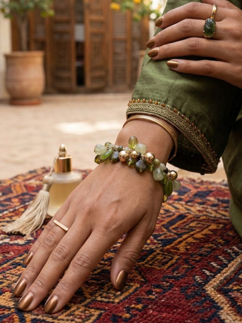 Earth Tone Beaded Dangle Bracelet - Picture 4 of 4